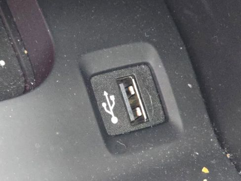 Used 2025 BMW X7 M60i image 34