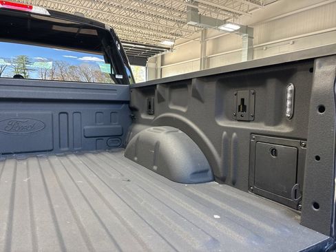 Used 2024 Ford F150 XLT w/ FX4 Off-Road Package image 11