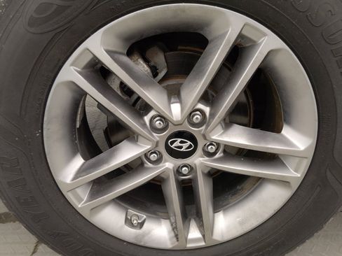 Used 2018 Hyundai Santa Fe Sport FWD image 31