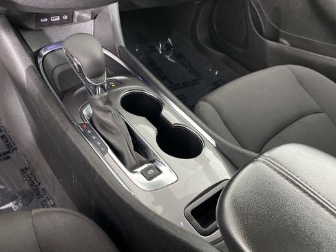 Used 2024 Chevrolet Malibu LT image 38