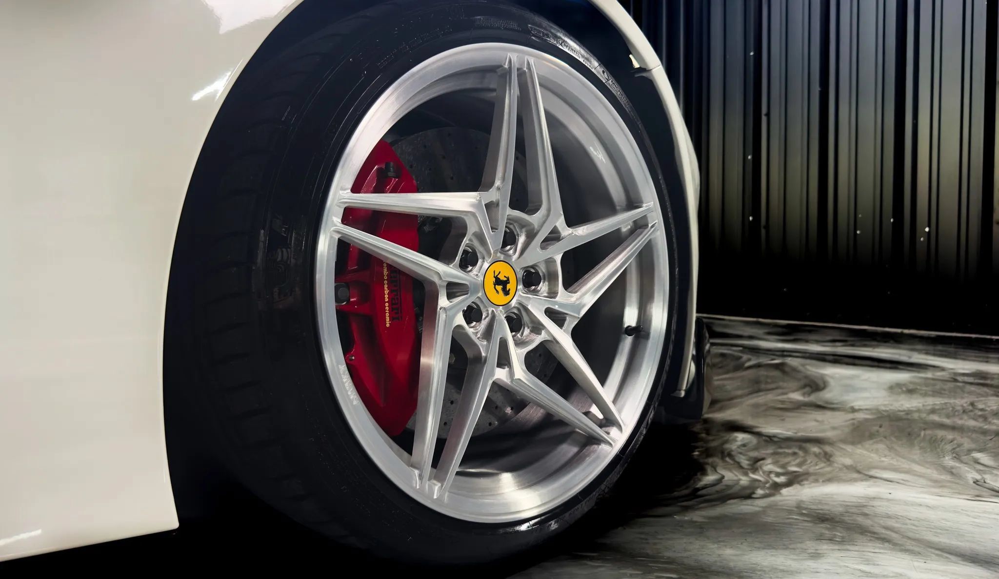 Used 2015 Ferrari F12 Berlinetta RWD image 14