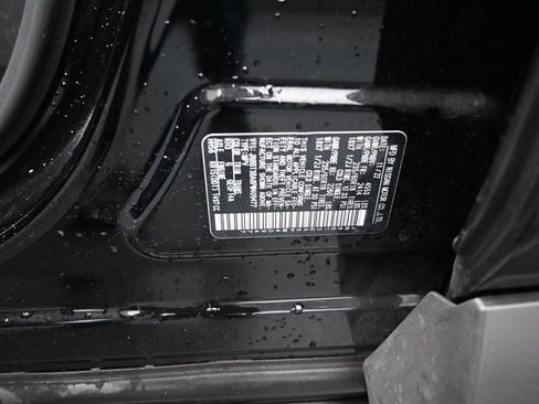 Used 2023 Nissan Rogue SV image 20