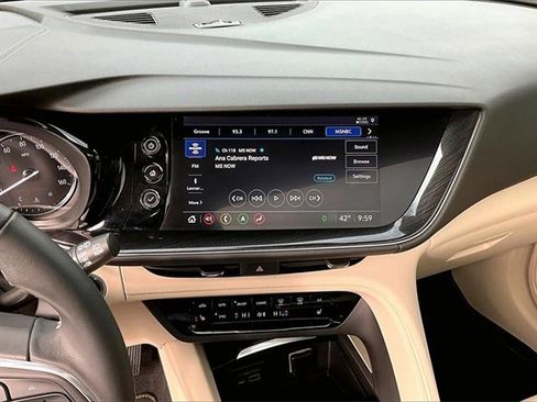 Used 2021 Buick Envision Essence w/ Technology Package I image 6