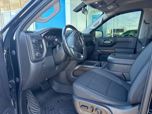 Used 2020 Chevrolet Silverado 1500 RST AWD/4WD image 18