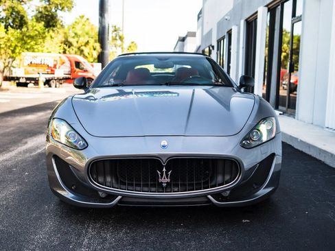 Used 2015 Maserati GranTurismo MC RWD image 3