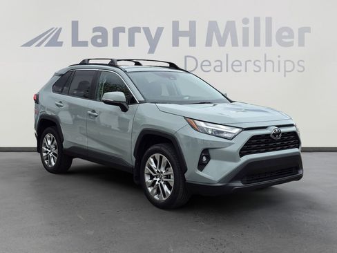 Certified 2023 Toyota RAV4 XLE Premium image 13