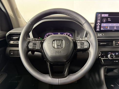 Used 2026 Honda Pilot EX-L image 9