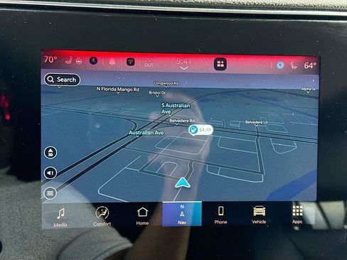 Used 2024 Jeep Wagoneer L Series III w/ Flexible Seating Group image 14