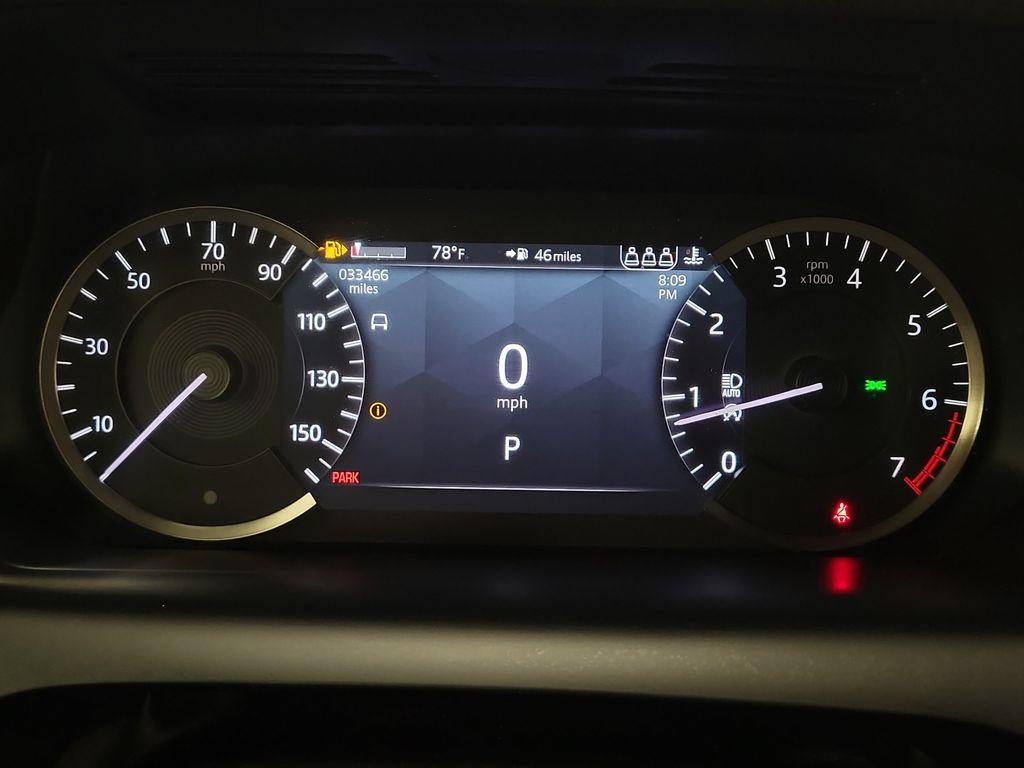 Used 2023 Land Rover Discovery Sport SE AWD/4WD image 17