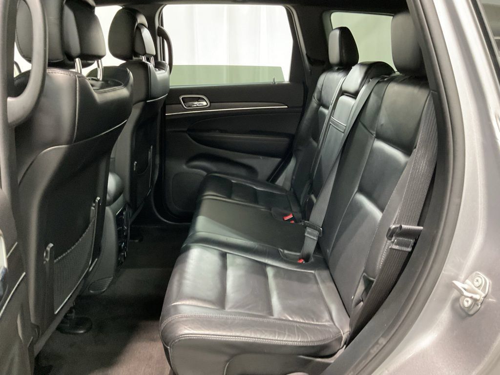 Used 2018 Jeep Grand Cherokee Limited AWD/4WD image 22