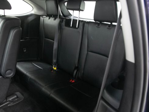 Used 2025 Toyota Highlander Limited AWD/4WD image 15