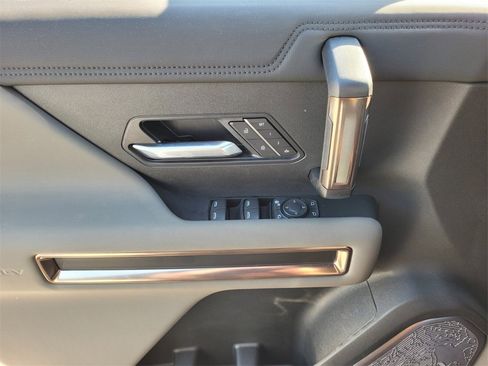 Certified 2025 GMC Hummer EV 3X image 25