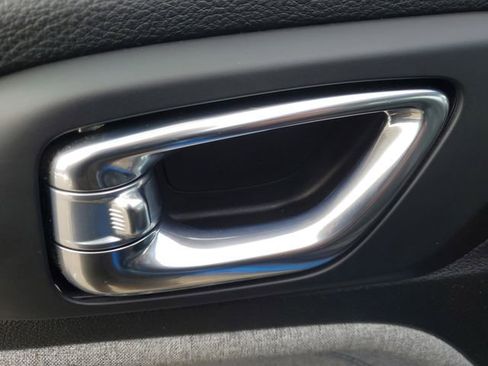 Certified 2022 Jeep Compass Latitude w/ Convenience Group image 26