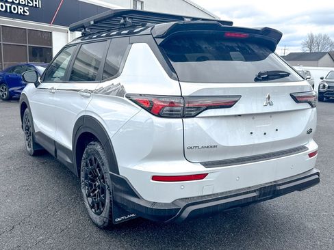 New 2026 Mitsubishi Outlander AWD image 5
