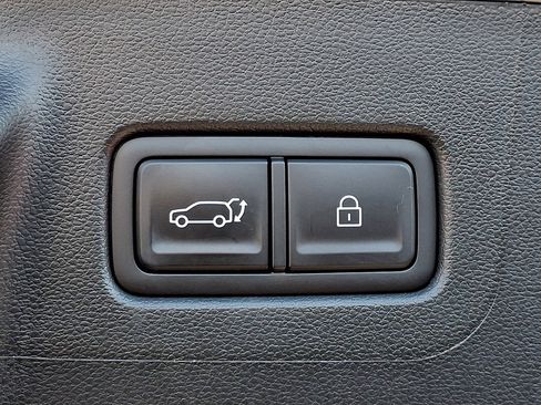 Certified 2025 Hyundai Santa Fe XRT image 29