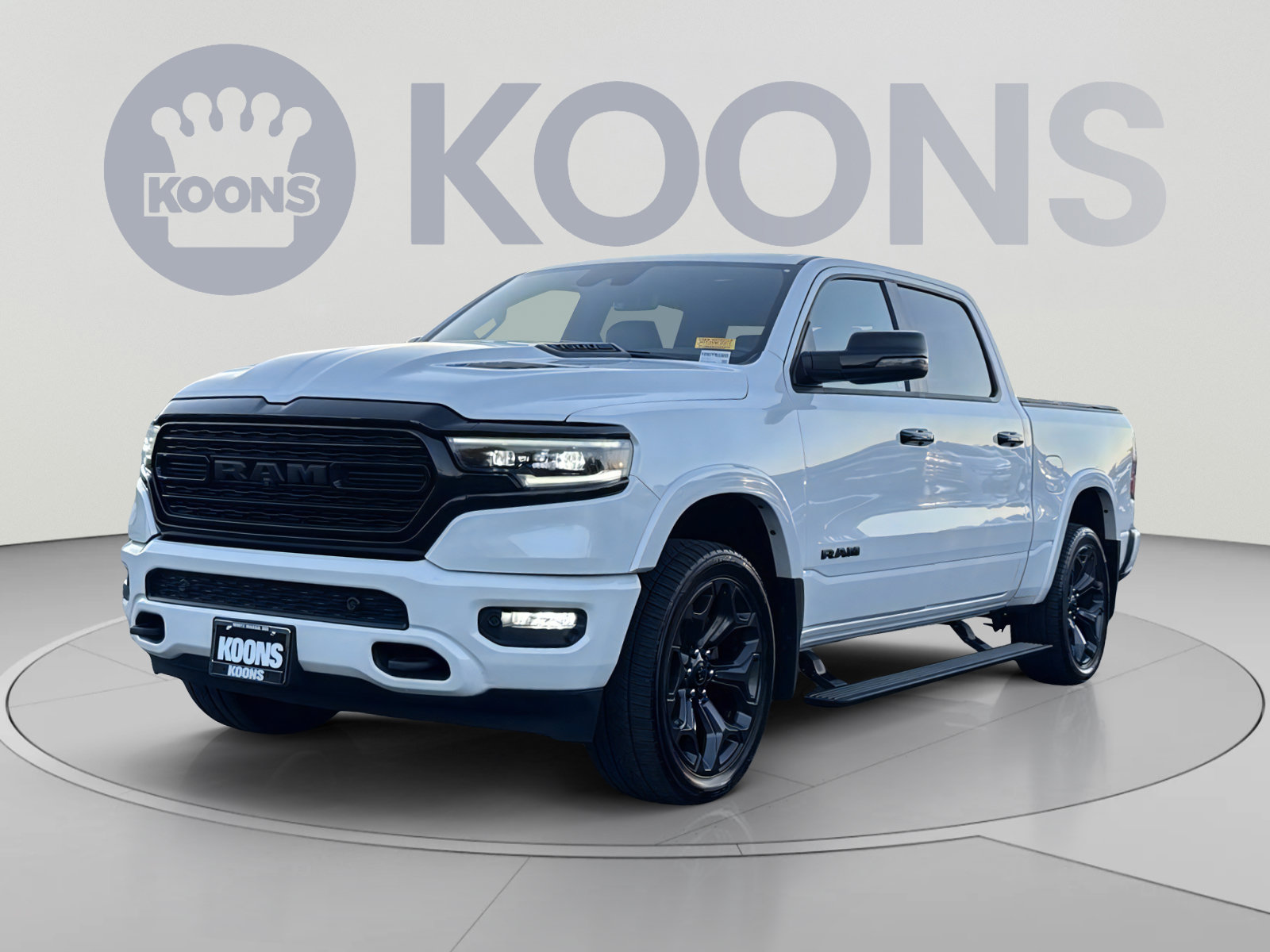 Used 2023 RAM 1500 Limited AWD/4WD image 1