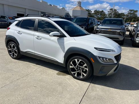 Used 2023 Hyundai Kona Limited image 9