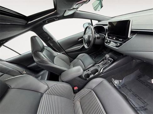 Used 2024 Toyota Corolla XSE image 14