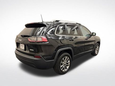 Used 2019 Jeep Cherokee Latitude Plus w/ Cold Weather Group AWD/4WD image 5