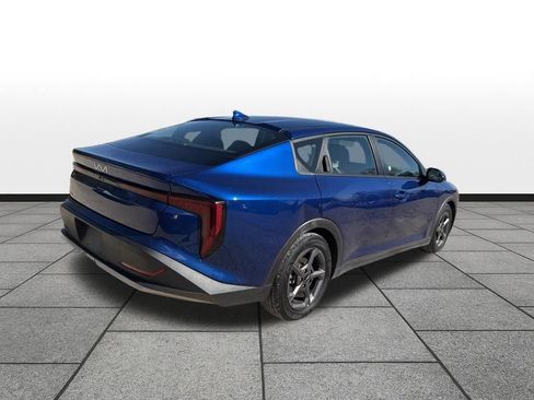Used 2025 Kia K4 LXS image 5