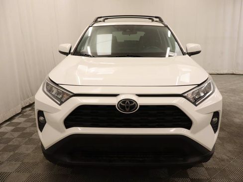 Used 2021 Toyota RAV4 XLE w/ Convenience Package AWD/4WD image 4