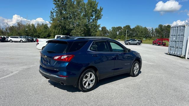 Used 2019 Chevrolet Equinox LT w/ Sun & Navigation Package AWD/4WD image 3