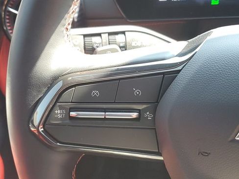 Certified 2025 Chevrolet Blazer EV RS AWD/4WD image 22