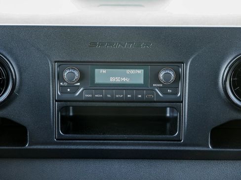 New 2025 Mercedes-Benz Sprinter 2500 image 12