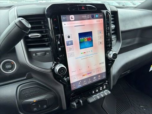 New 2026 RAM 2500 Tradesman AWD/4WD image 13