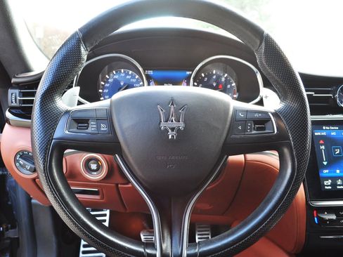 Used 2017 Maserati Quattroporte S GranSport Q4 image 8