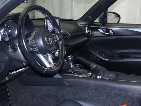 Used 2019 MAZDA MX-5 Miata Grand Touring image 20