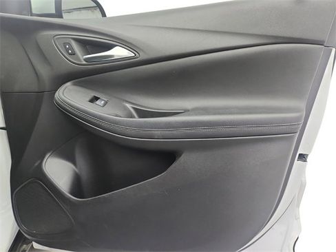 Used 2022 Buick Encore GX Select image 24