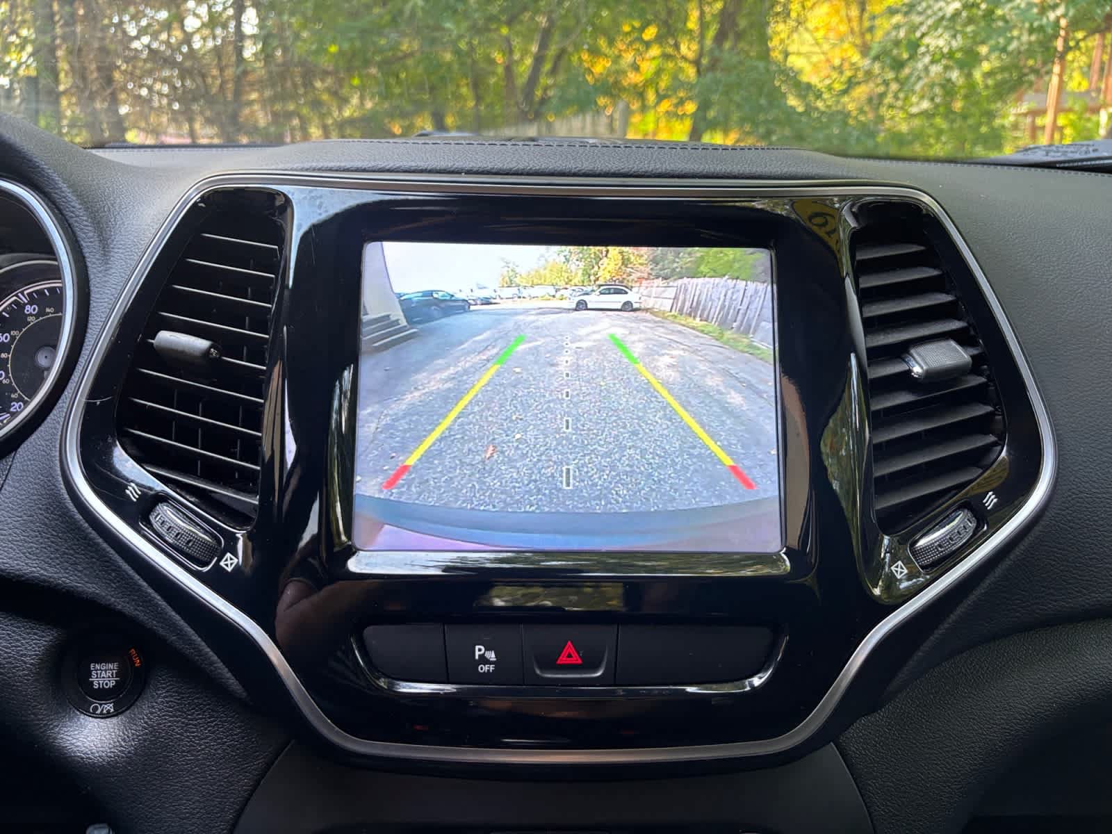 Used 2019 Jeep Cherokee Limited AWD/4WD image 21