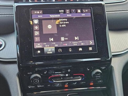 New 2025 Jeep Grand Cherokee Laredo w/ Luxury Tech Group I image 12