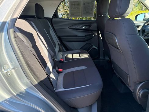 Used 2026 Chevrolet TrailBlazer LT FWD image 30