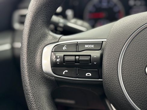 Used 2021 Kia K5 LX image 17