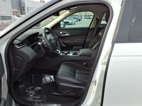 Used 2018 Land Rover Range Rover Velar S image 10