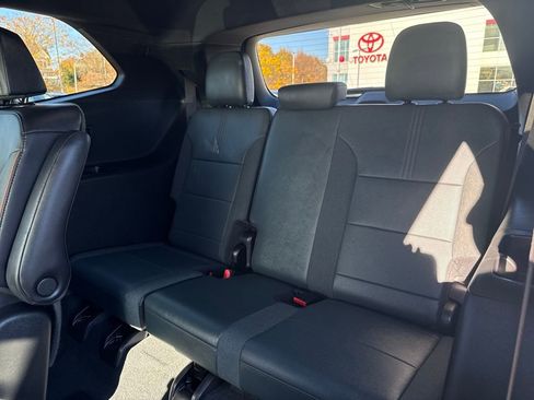 Used 2024 GMC Acadia AT4 w/ Luxury Package image 31