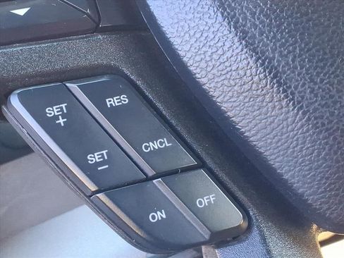 Used 2019 Ford F150 XLT image 14