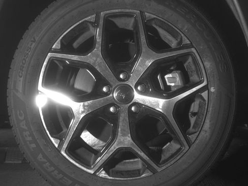 Used 2025 Jeep Compass Limited image 10