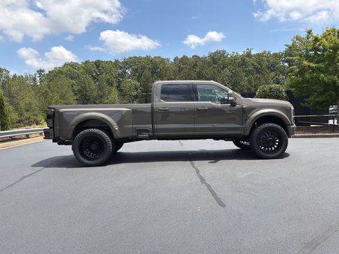 Used 2026 Ford F450 Platinum w/ Platinum Plus Package AWD/4WD image 5