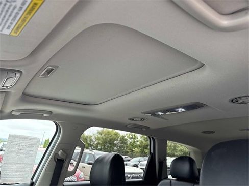 Used 2020 Kia Telluride S w/ S 8 Passenger Seating Package image 28