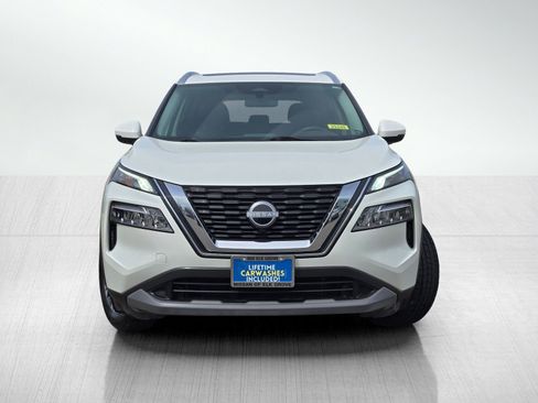 Used 2023 Nissan Rogue SV w/ SV Premium Package AWD/4WD image 2