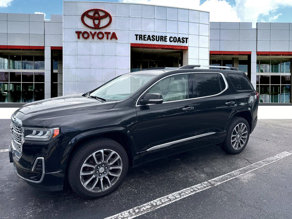 Used 2022 GMC Acadia Denali w/ Denali Ultimate Package AWD/4WD image 1