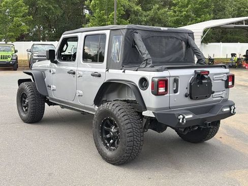 Used 2020 Jeep Wrangler Unlimited Sport AWD/4WD image 3