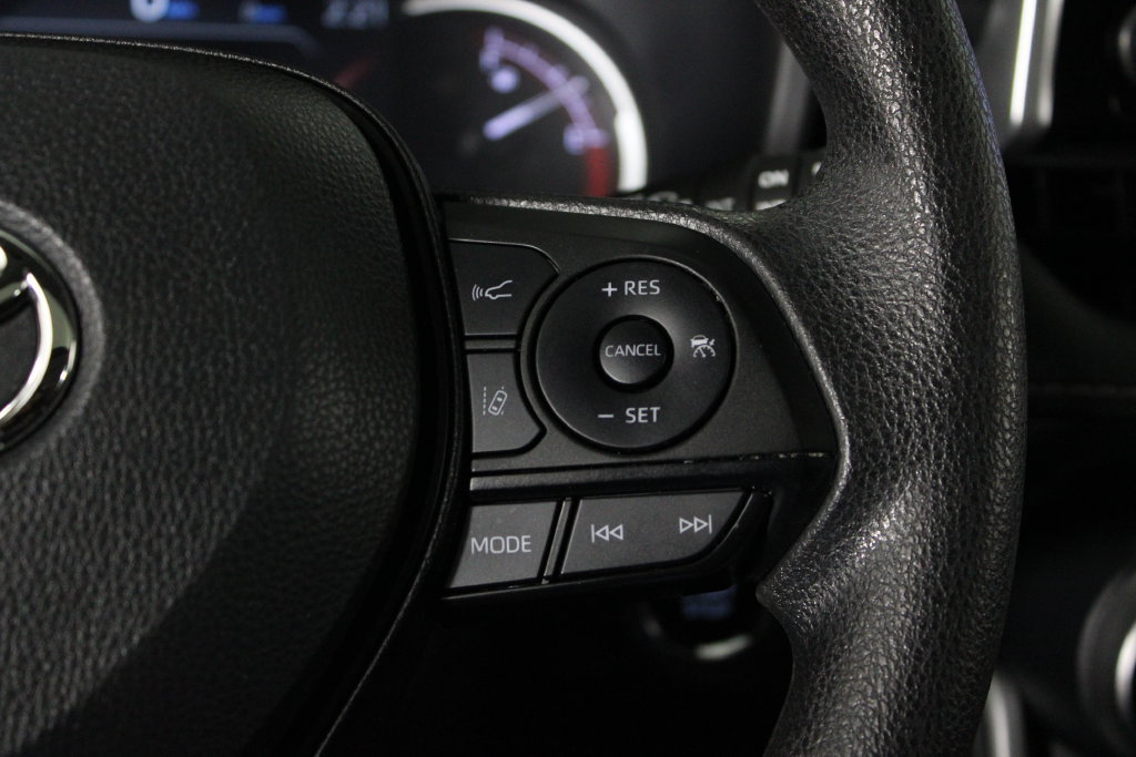 Used 2023 Toyota RAV4 XLE w/ Convenience Package FWD image 27