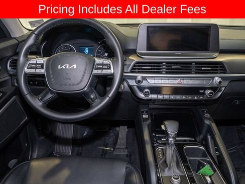 Used 2022 Kia Telluride S FWD image 6