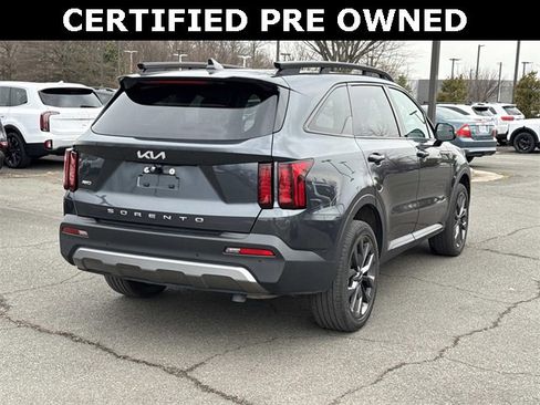 Used 2022 Kia Sorento X-Line EX image 2