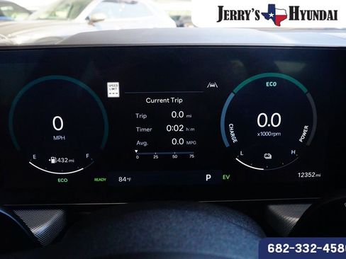 Certified 2025 Hyundai Sonata Limited FWD image 11