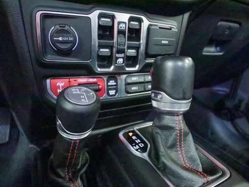 Used 2021 Jeep Wrangler Unlimited Rubicon image 20